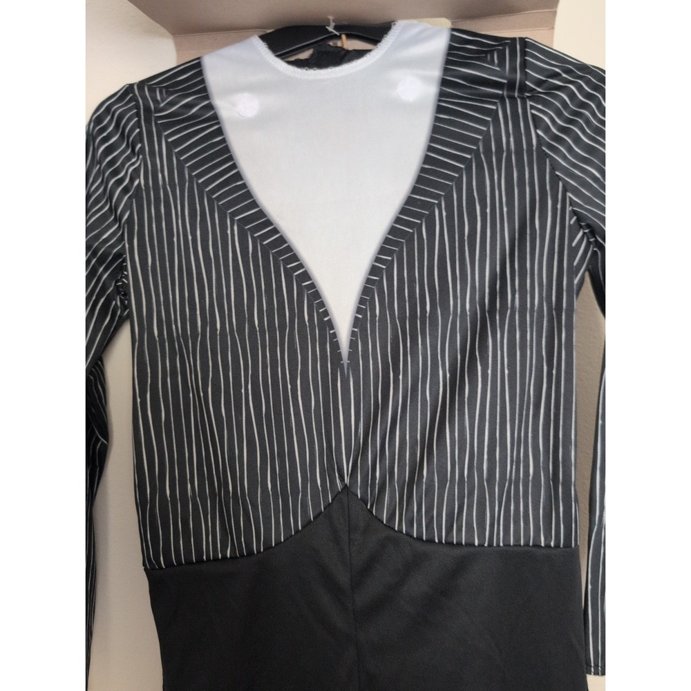 Jack Skellington Kids Size 4+ Costume Nightmare Before Christmas Halloween NEW - Picture 7 of 7